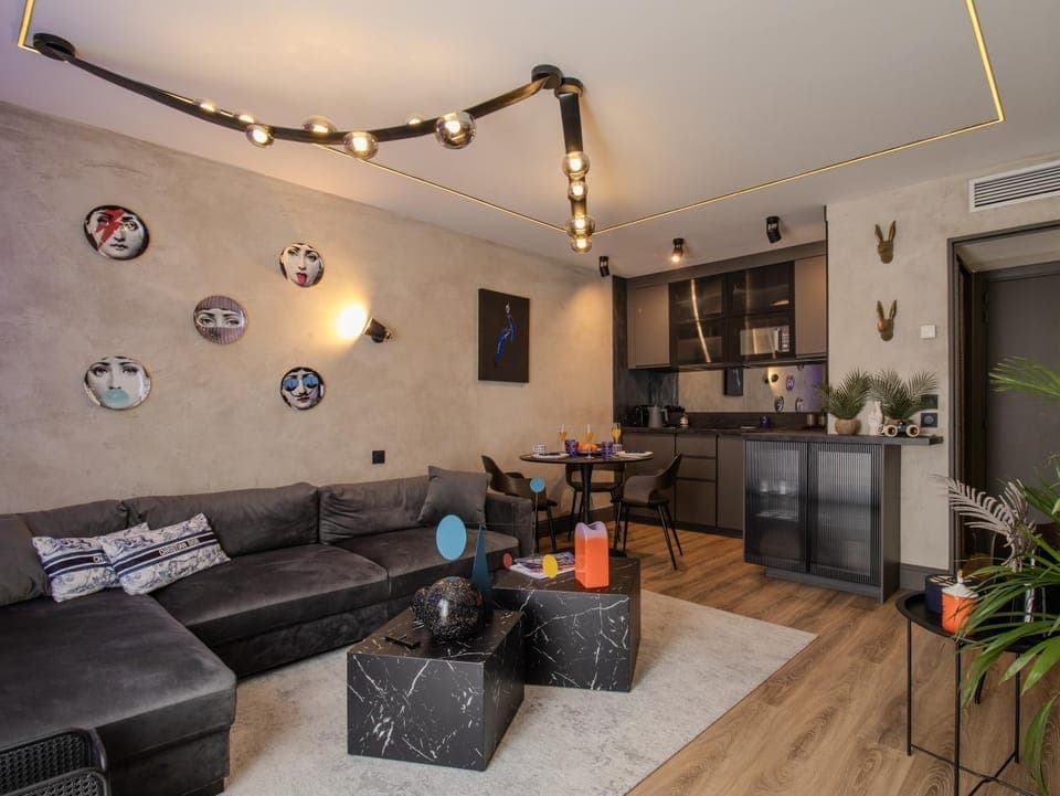 Living room, Dining area, kitchen, air conditioner