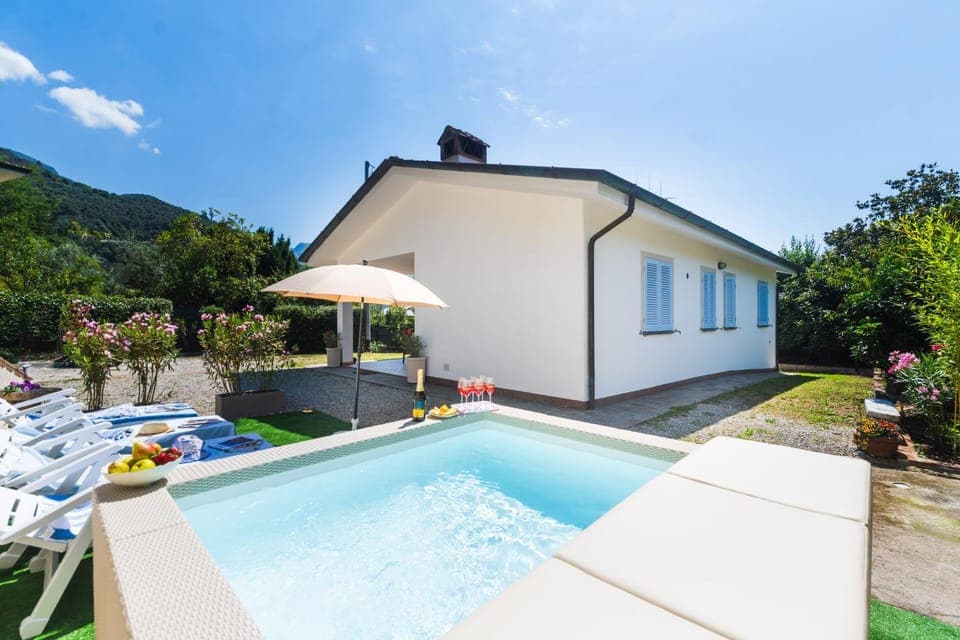 Property building, Spring, Summer, Swimming pool, Breakfast