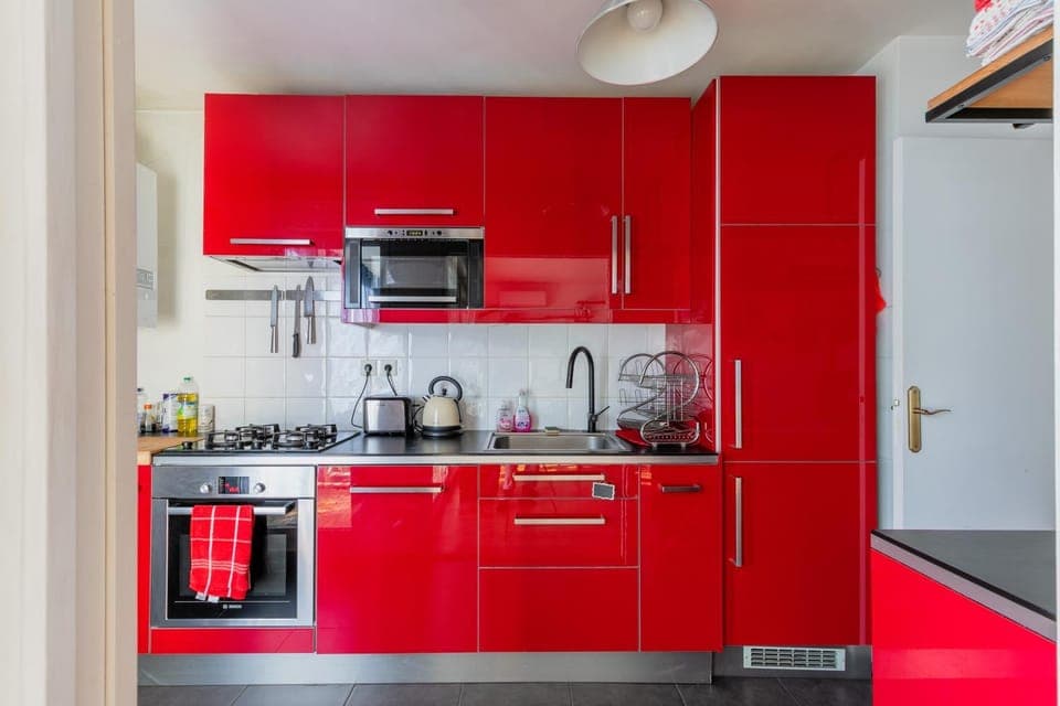 Kitchen or kitchenette