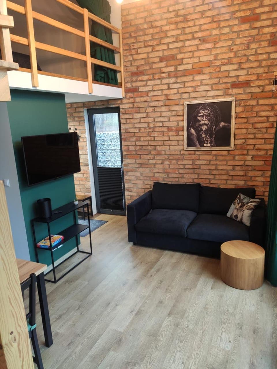 TV and multimedia, Living room, Seating area