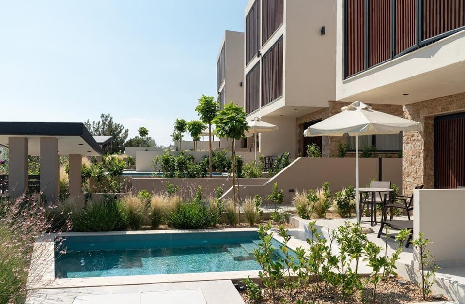 Property building, Spring, Day, People, Garden, View (from property/room), View (from property/room), Balcony/Terrace, Garden view, Garden view, Pool view, Pool view, Area and facilities, Swimming pool, Swimming pool, Family, Family, Family, sunbed, VIP, VIP, VIP