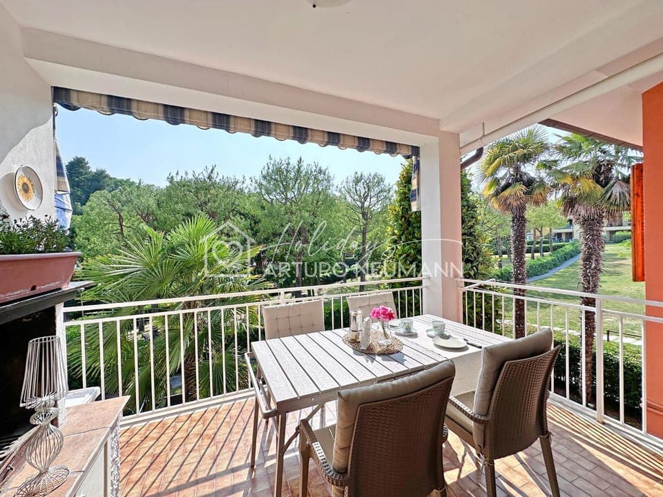 Patio, Spring, Day, Garden, View (from property/room), Balcony/Terrace, Seating area, Dining area, Garden view