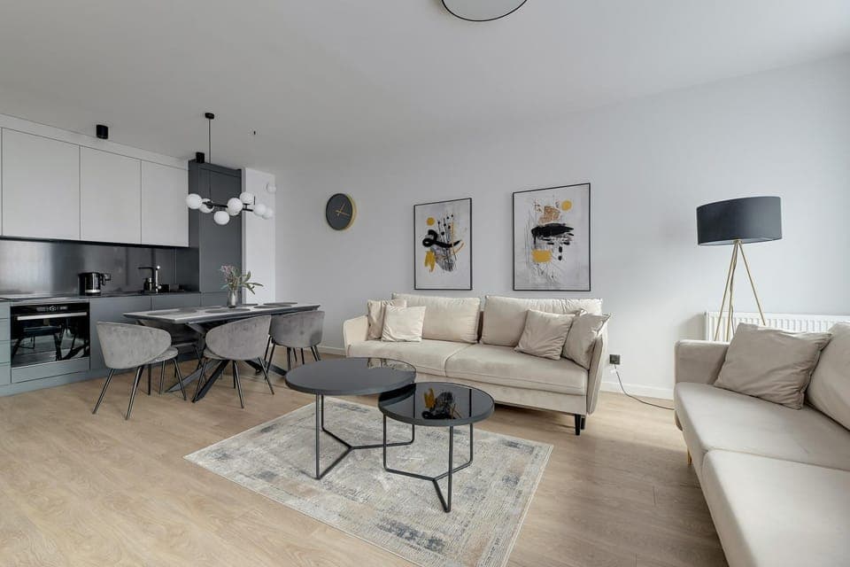 Kitchen or kitchenette, Living room, Seating area, Dining area