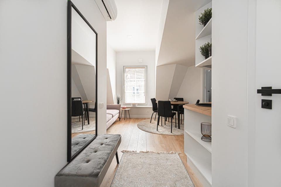 Living room, Seating area, Dining area