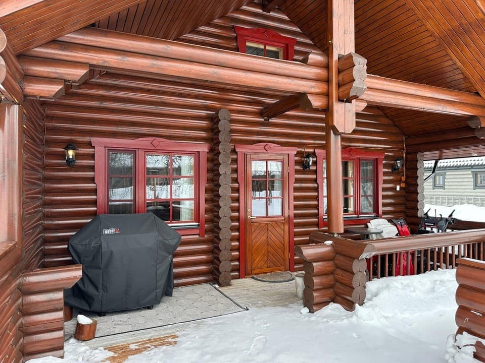 Koslig tømmerhytte House in Norrbotten County, Sweden