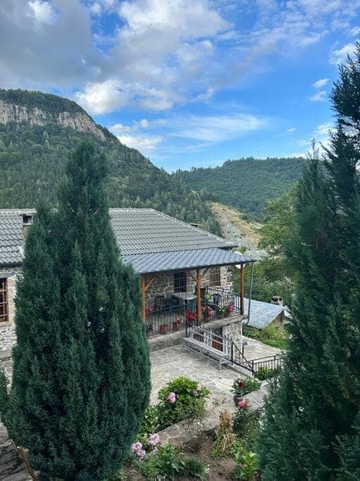 Property building, Spring, Day, Natural landscape, Mountain view