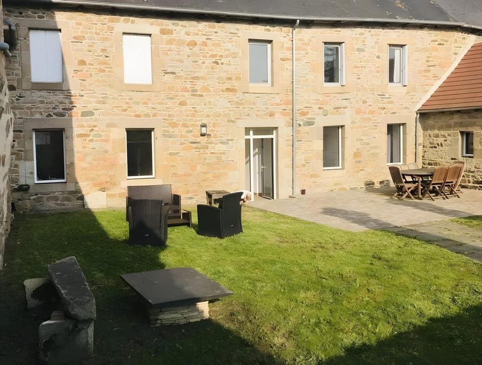 Property building, Living room