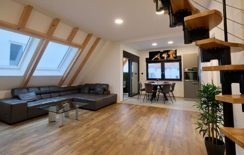 TV and multimedia, Living room, Seating area