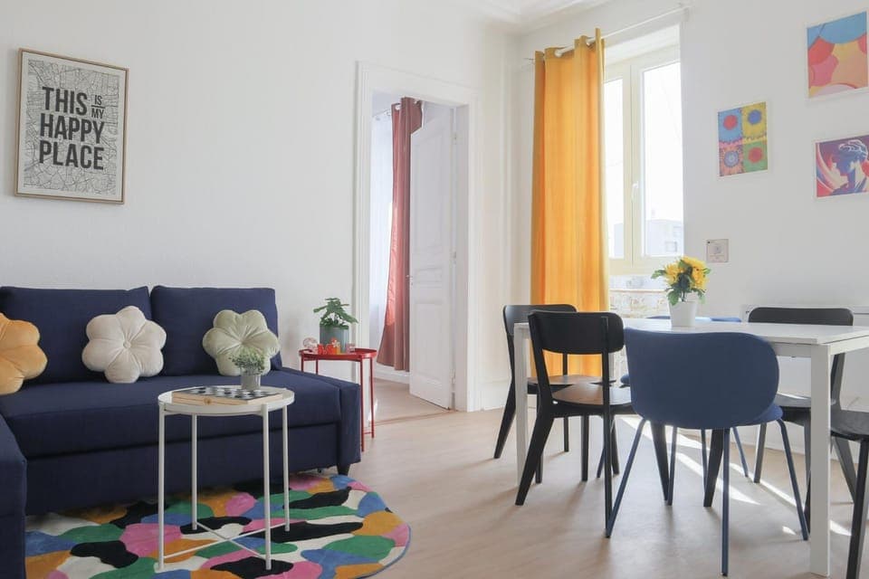 Living room, Dining area