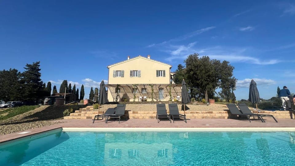 Property building, Swimming pool