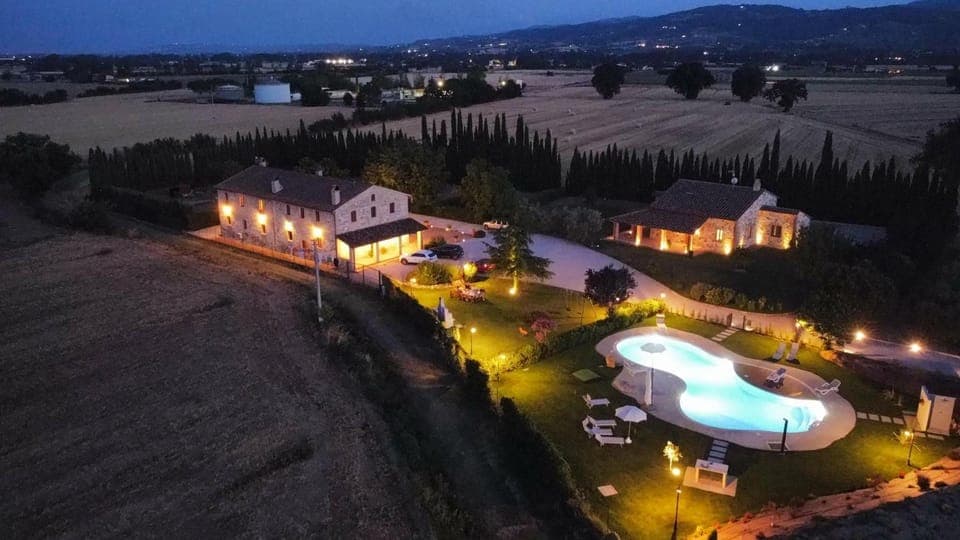 Property building, Swimming pool