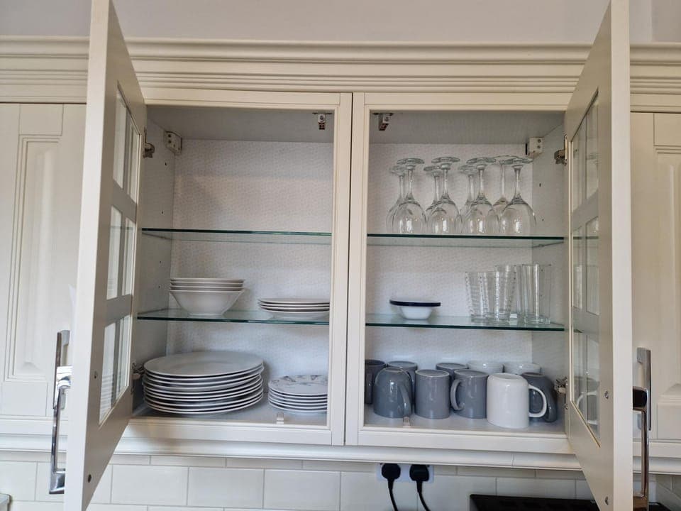 Coffee/tea facilities, Kitchen or kitchenette
