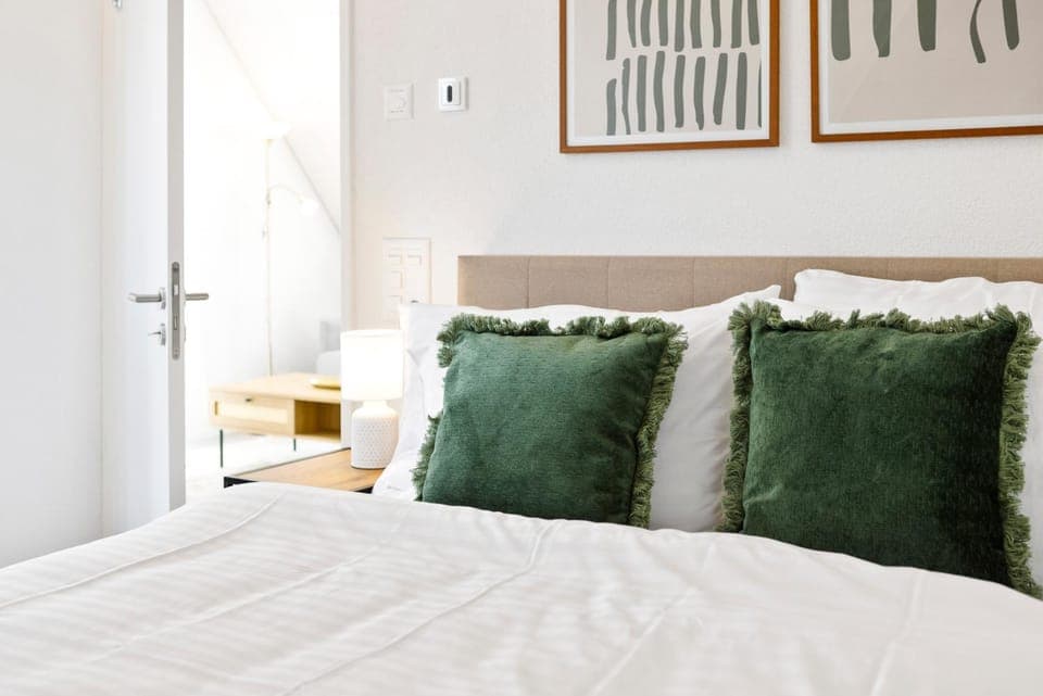Bed, Bedroom