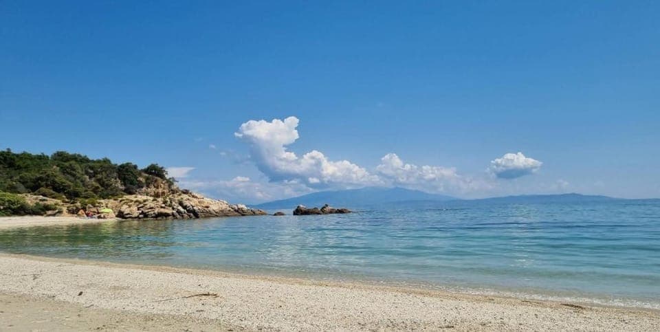 Nearby landmark, Day, Natural landscape, Beach, Mountain view, Sea view