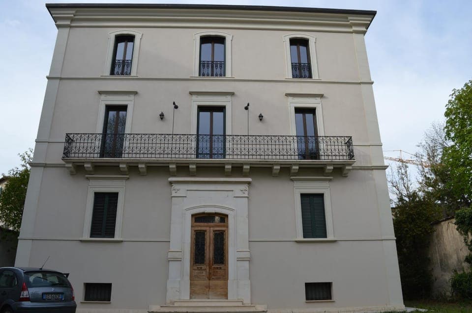 Property building, Facade/entrance, Off site