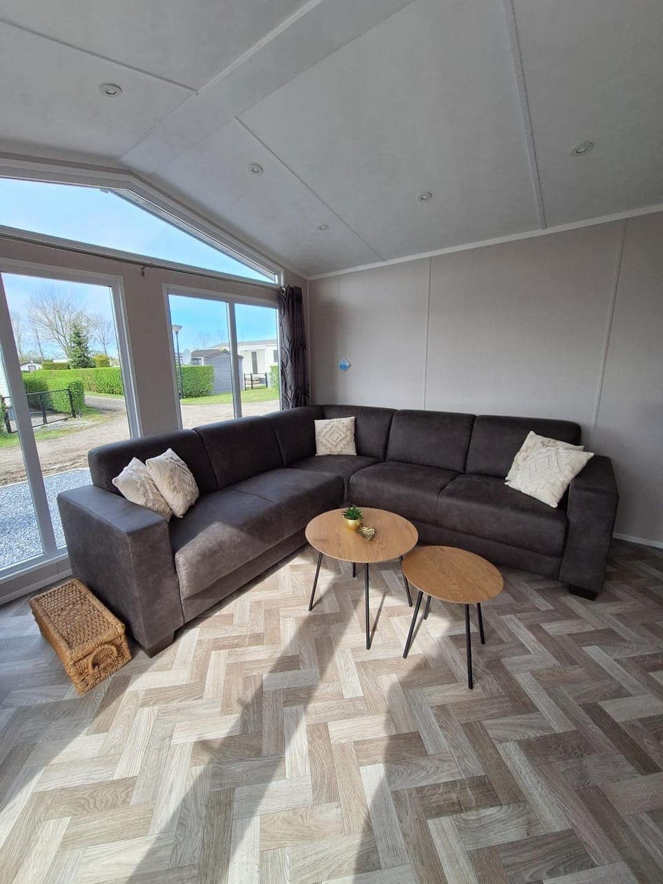 Communal lounge/ TV room, Living room