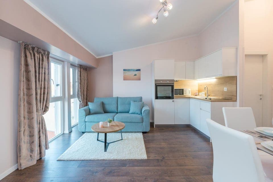 Kitchen or kitchenette, Living room, Dining area