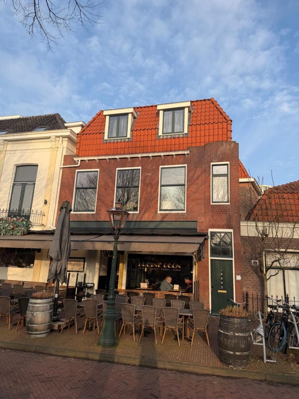 Property building, Location