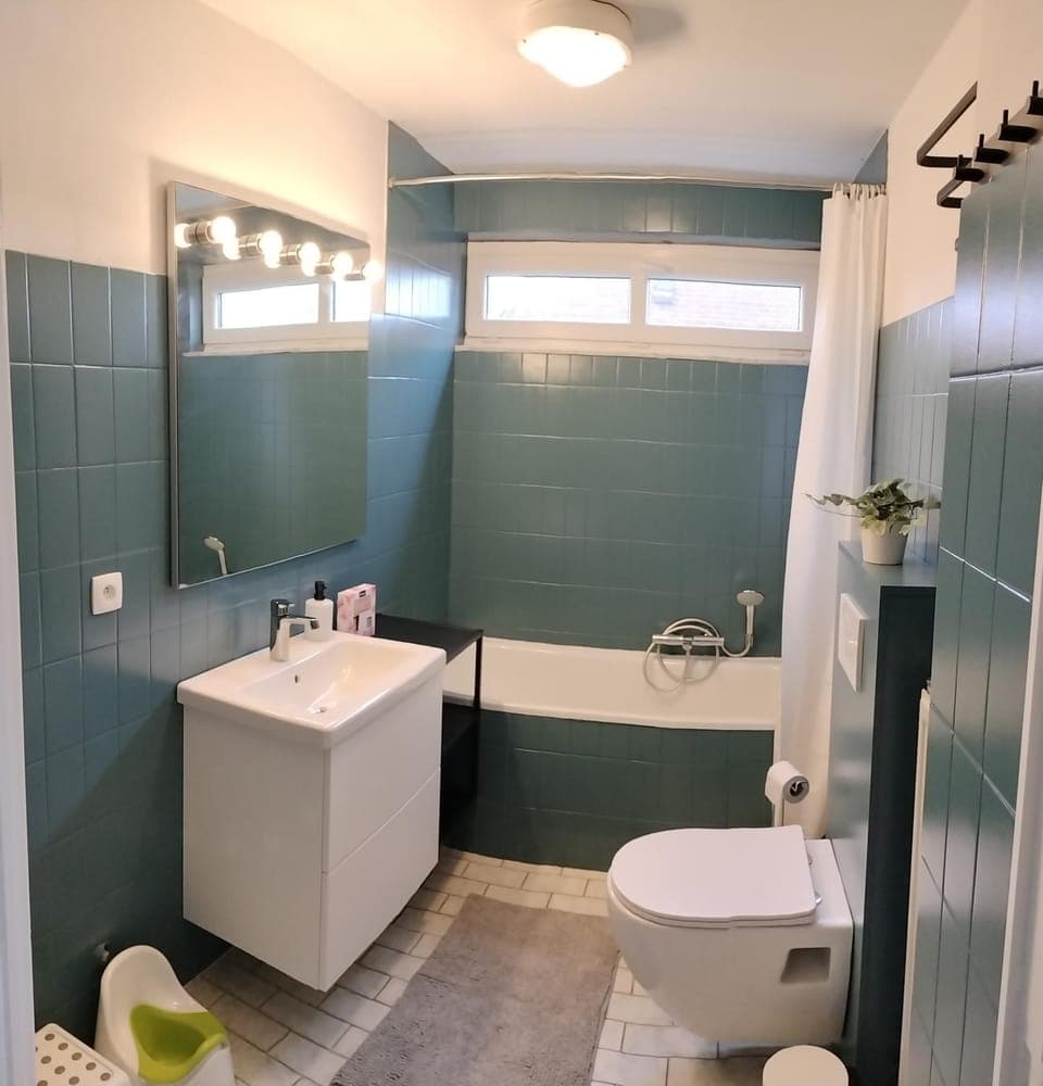 Toilet, Bathroom, Bath