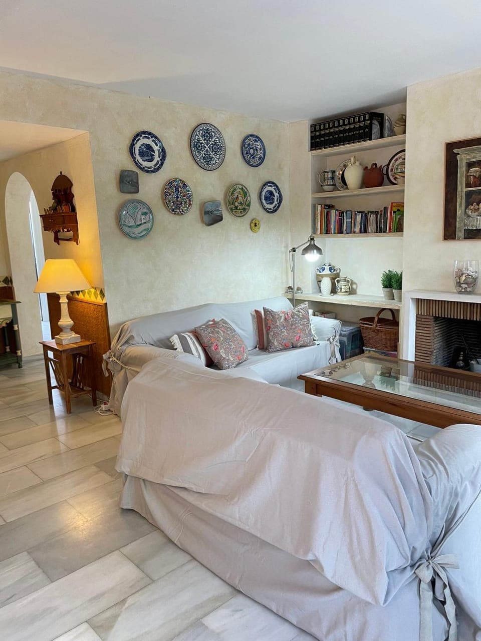 Communal lounge/ TV room