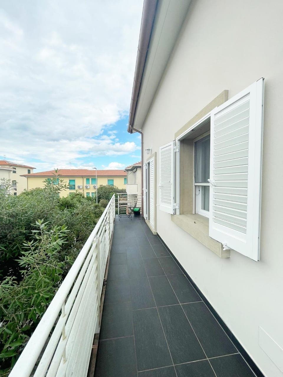 Property building, Balcony/Terrace