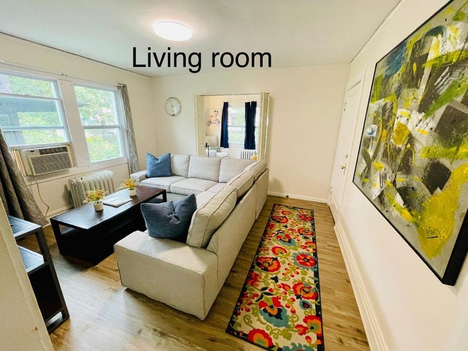 Living room, Seating area