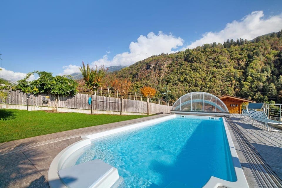 Property building, Swimming pool