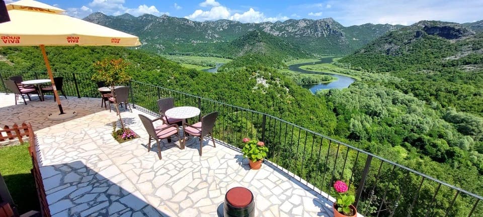 Balcony/Terrace, River view