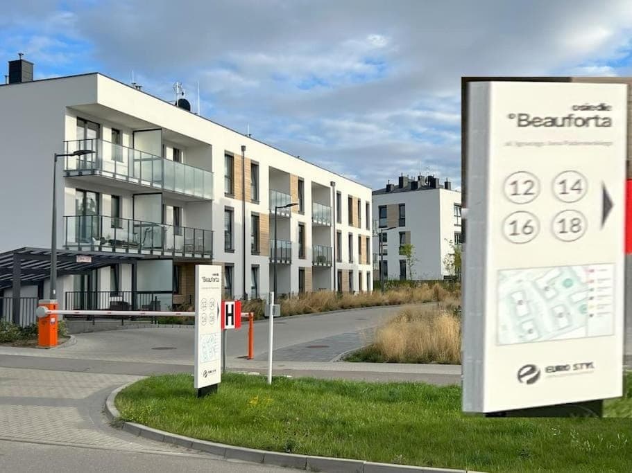 Street view, Location