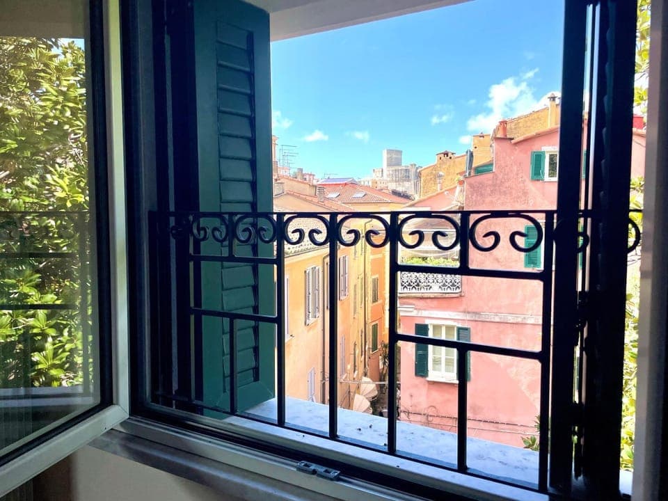 Day, View (from property/room), Bedroom, City view, Landmark view, Quiet street view