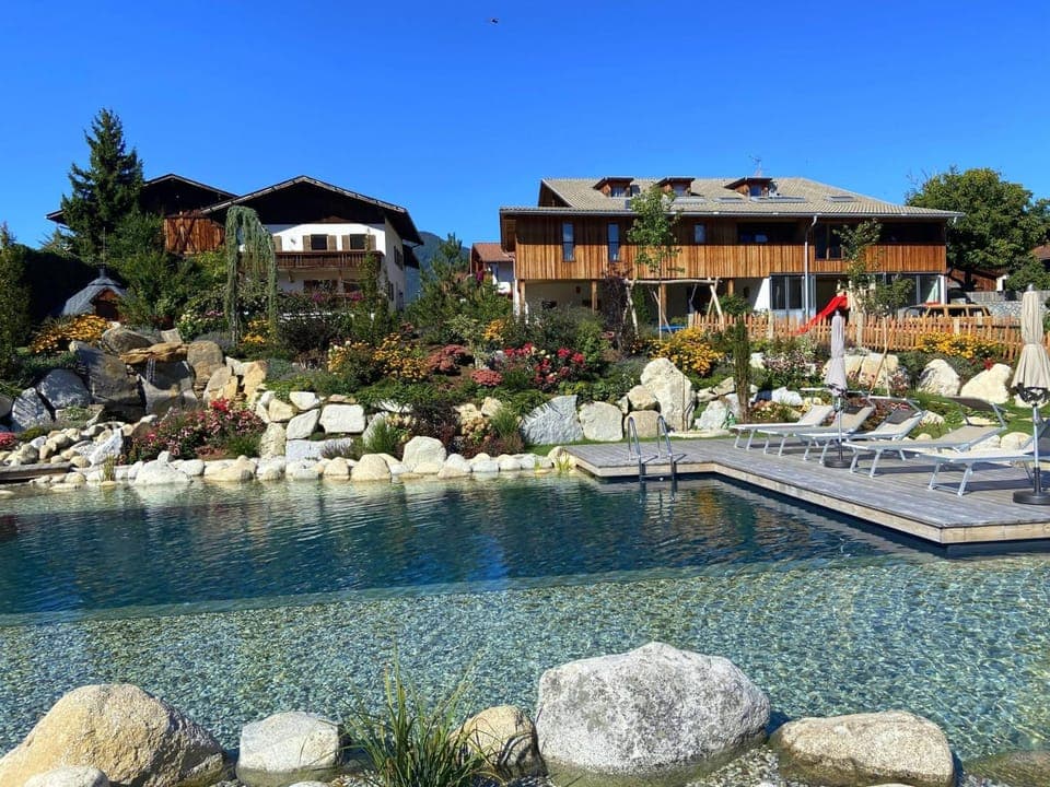 Property building, Swimming pool