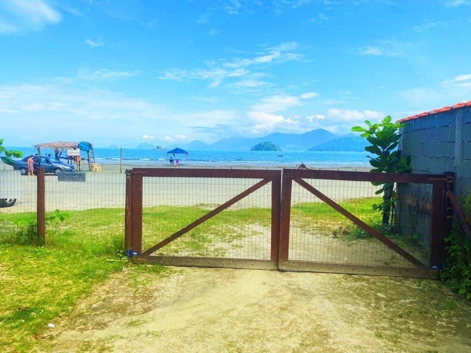 Mountain view, Sea view