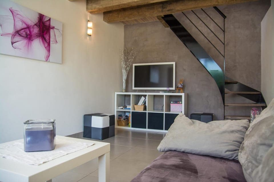 Communal lounge/ TV room