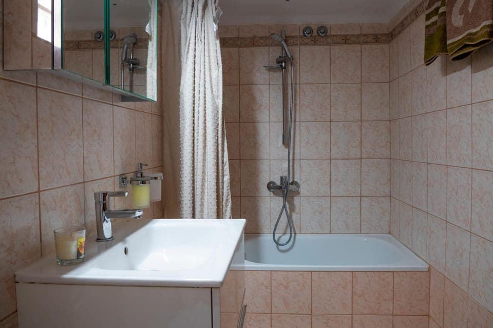 Shower, Bathroom, Bath