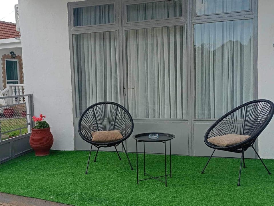 Balcony/Terrace, Garden view