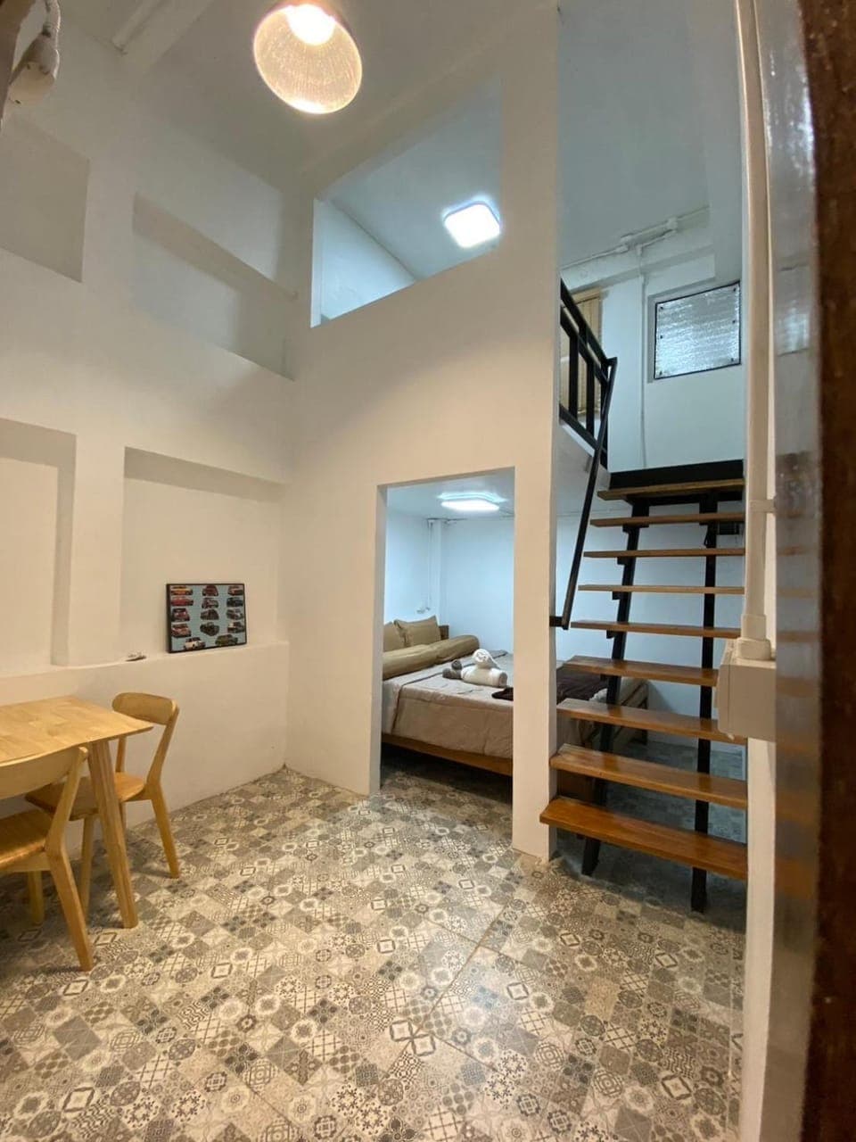 Photo of the whole room