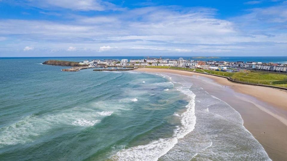 Central Harbour Apt for 7 - Princess Green 4 Apartment in Portrush