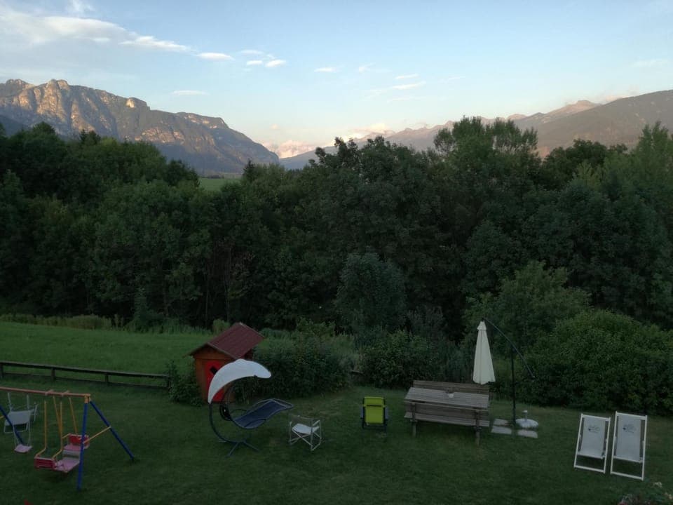 Garden, Garden view, Mountain view