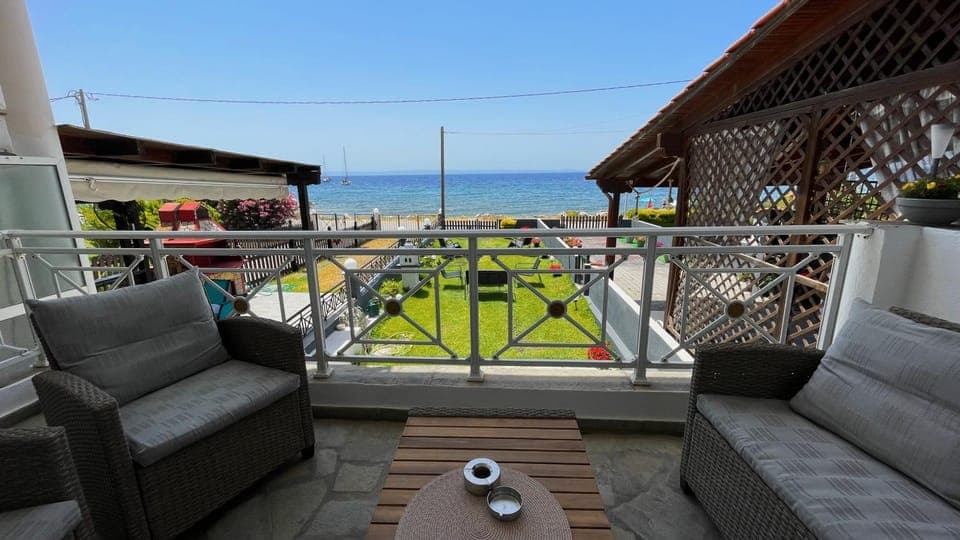 View (from property/room), Balcony/Terrace, Sea view, sunbed