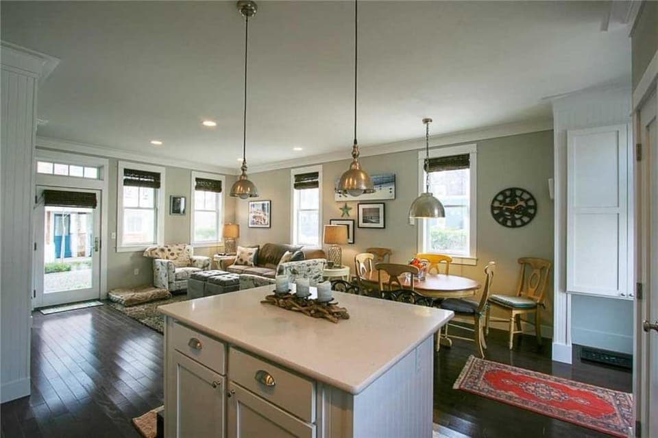 Kitchen or kitchenette, Living room, Dining area, stove