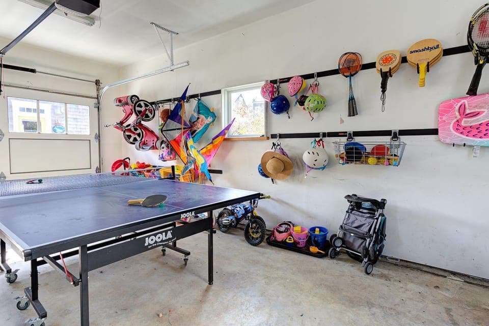 Game Room, Table tennis