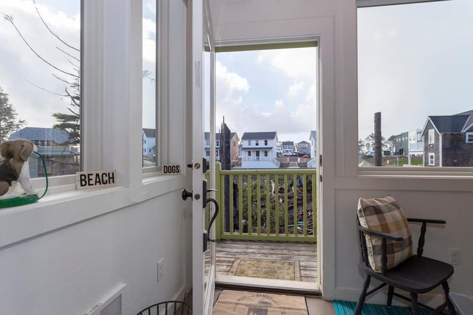 Property building, Balcony/Terrace