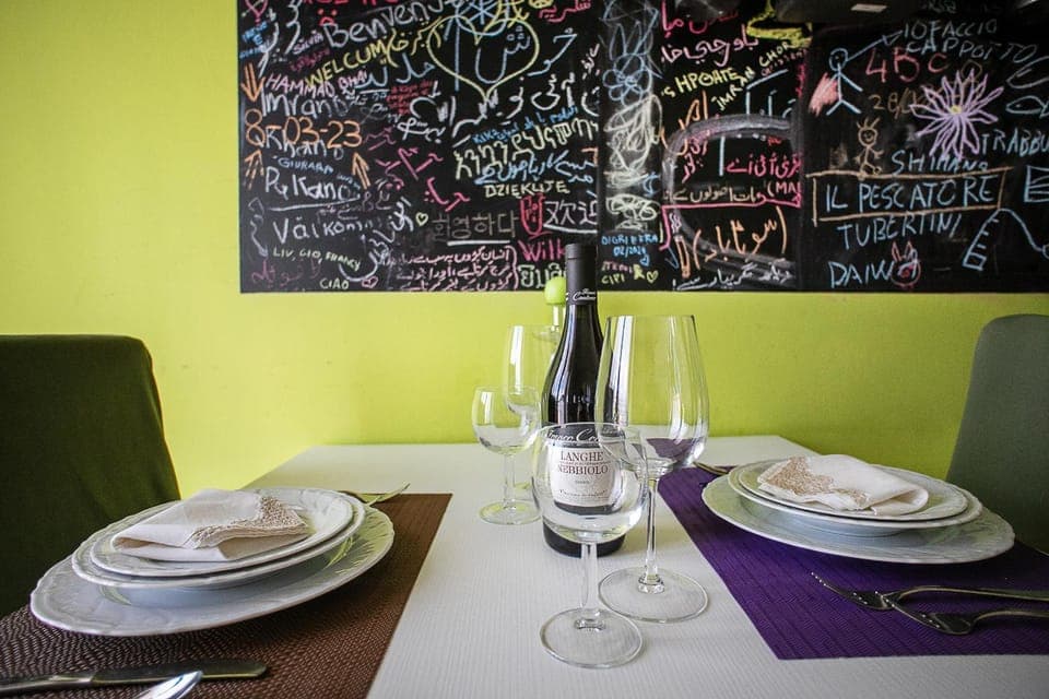 Dining area, kitchen