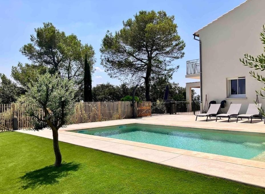 Garden, Pool view, Swimming pool, sunbed