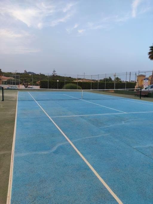 Tennis court