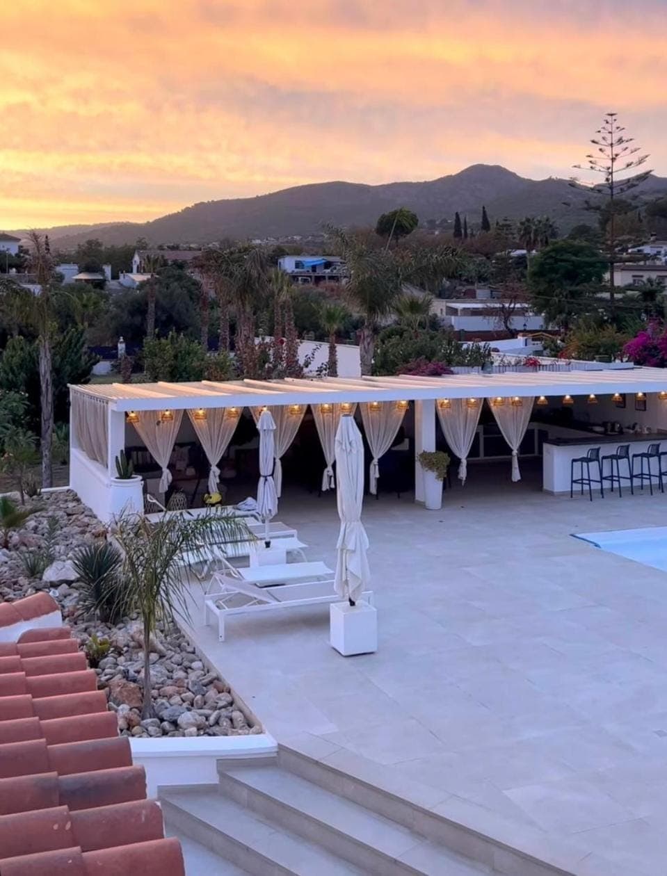 Inner courtyard view