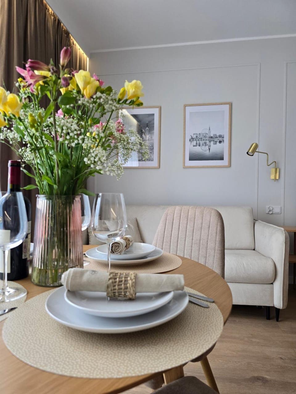 Dining area, Breakfast, Lunch