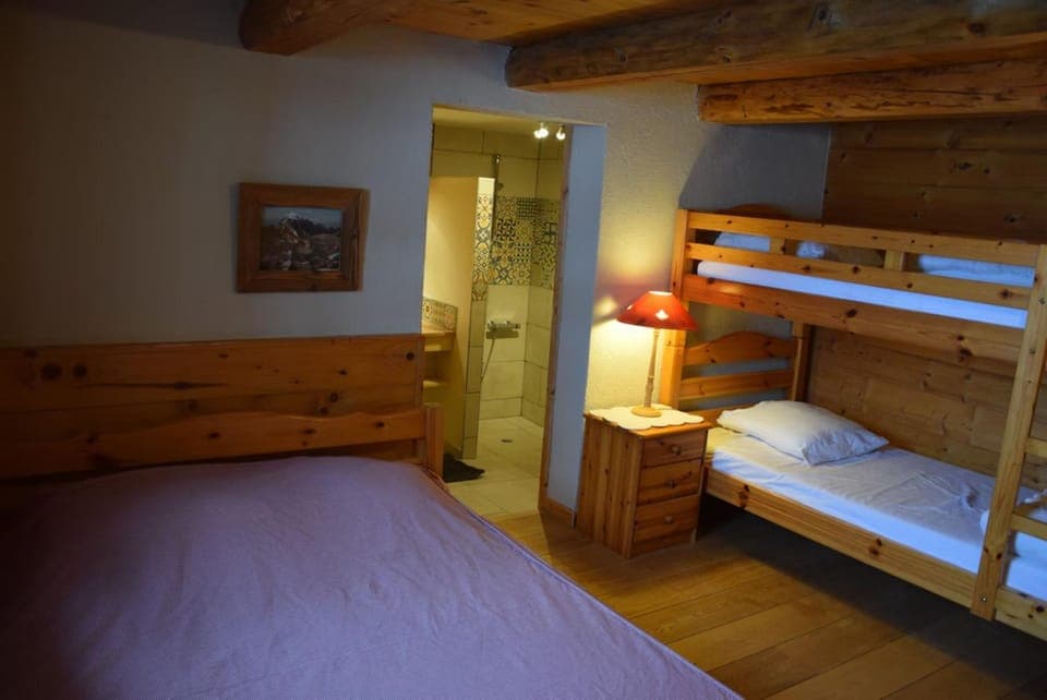 Property building, Living room, Bedroom