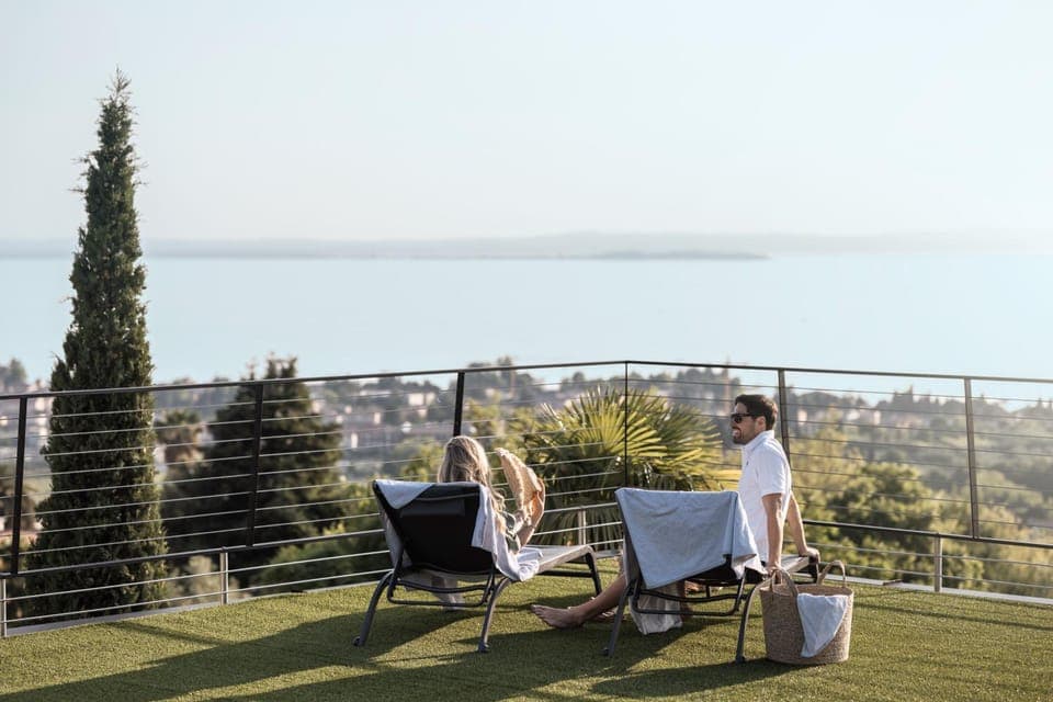 Balcony/Terrace, Swimming pool