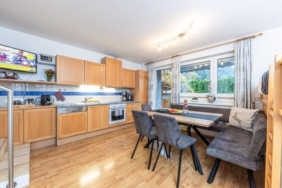 Kitchen or kitchenette, Living room, Dining area